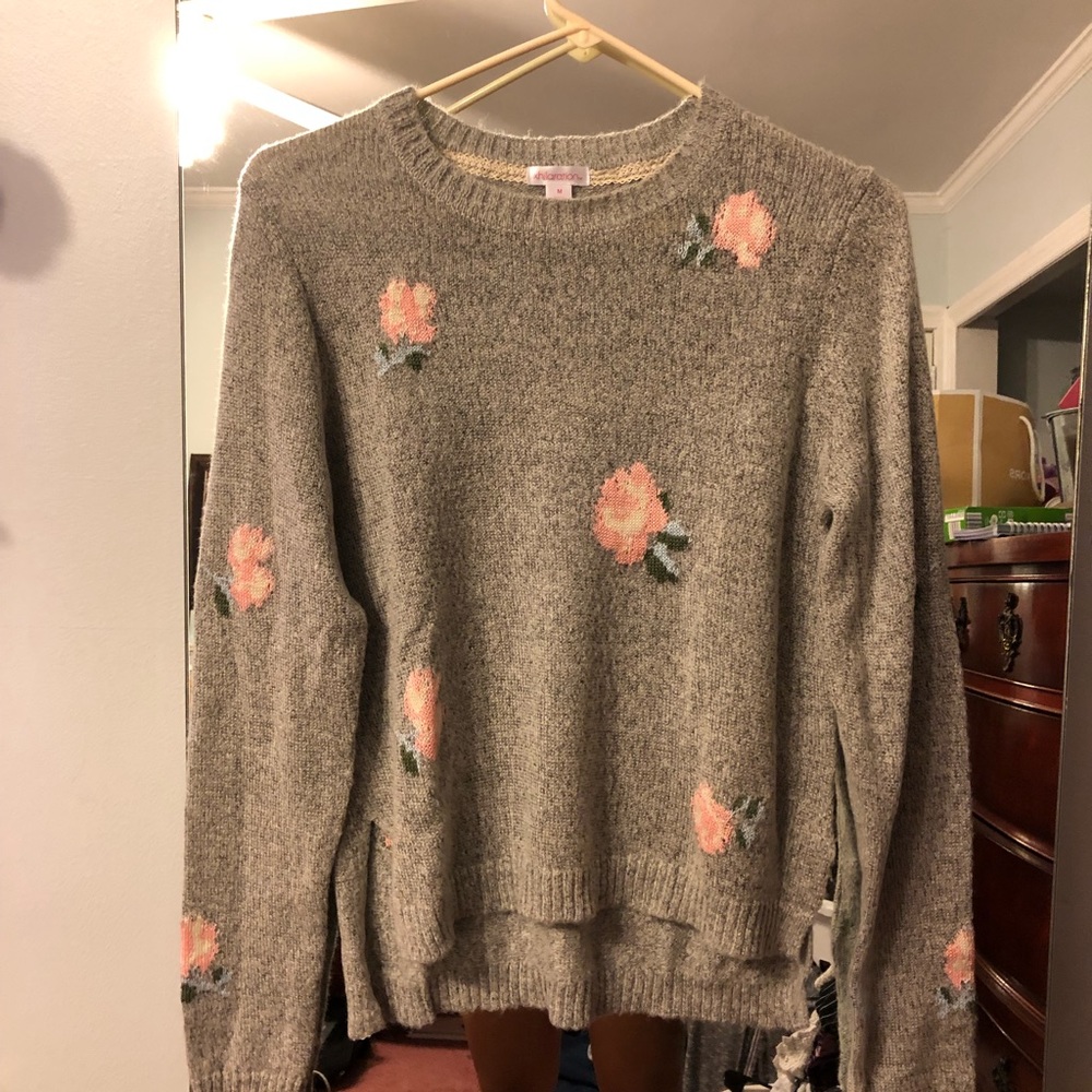 FLORAL SWEATER/BLOUSE!